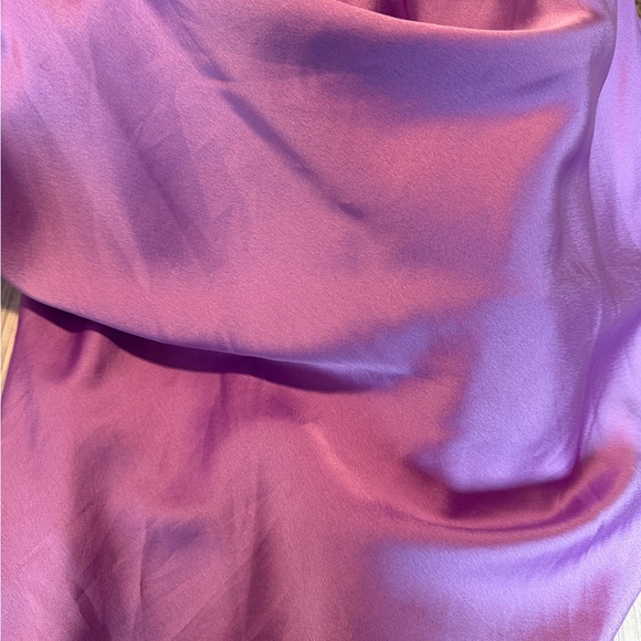 NWOT Lavender Spaghetti Strap Cowl Neck Top (size M) - Picture 4 of 4